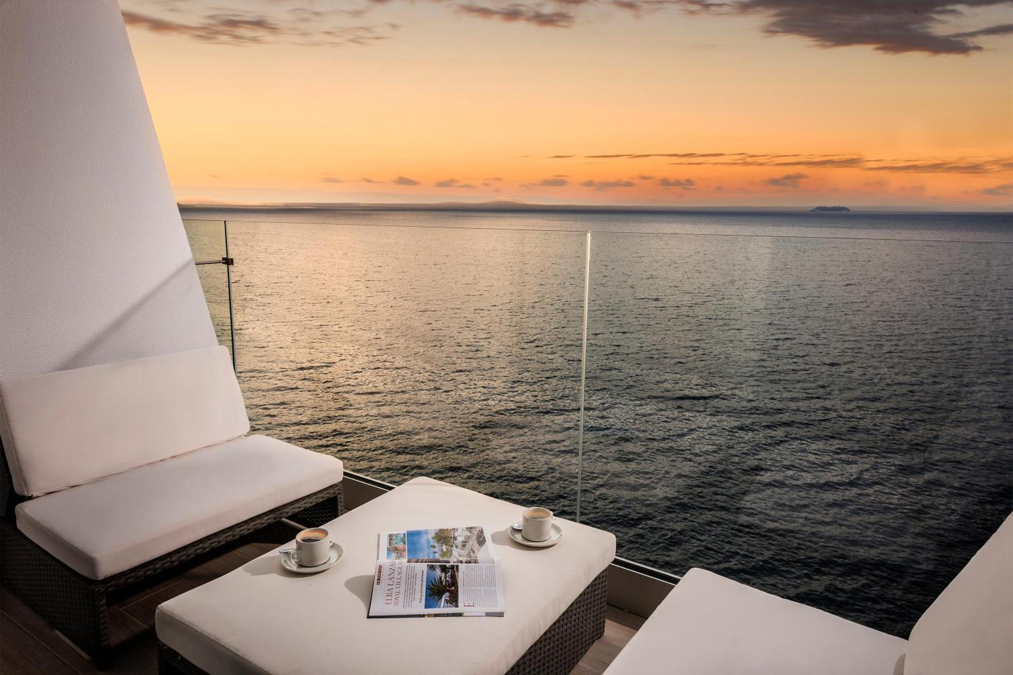 Apolo Family Room Sea View